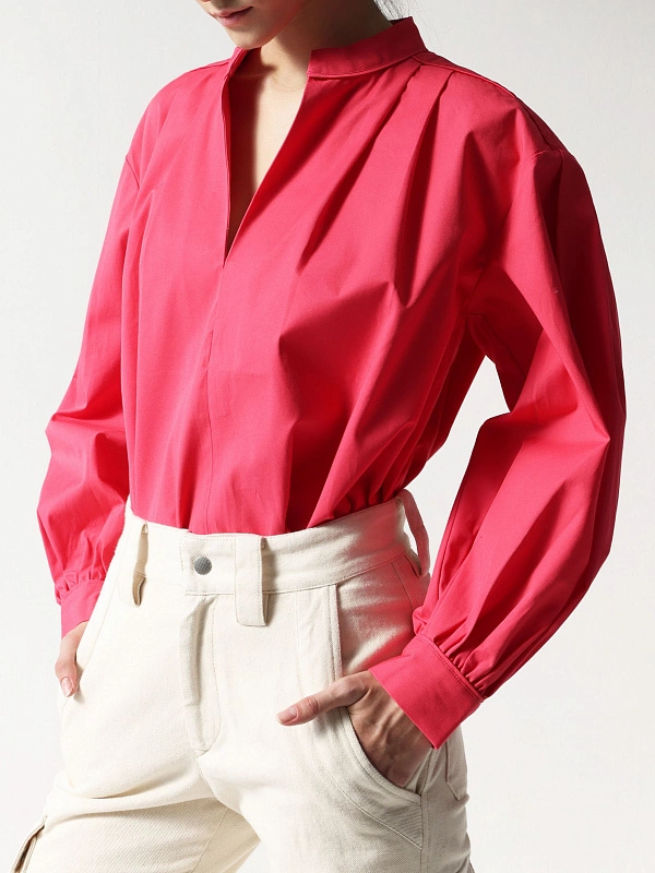 SHOULDER TUCK BLOUSE