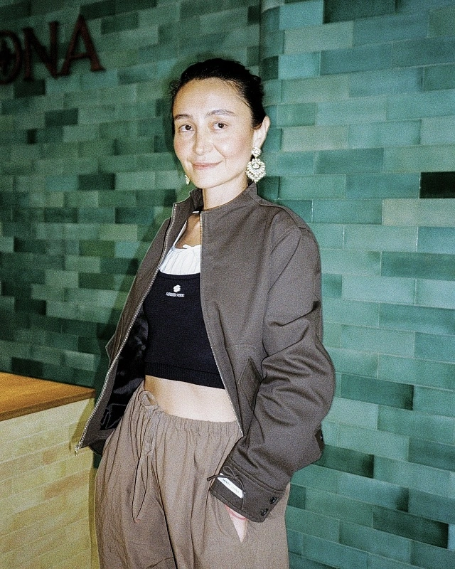 Patchwork knit sling