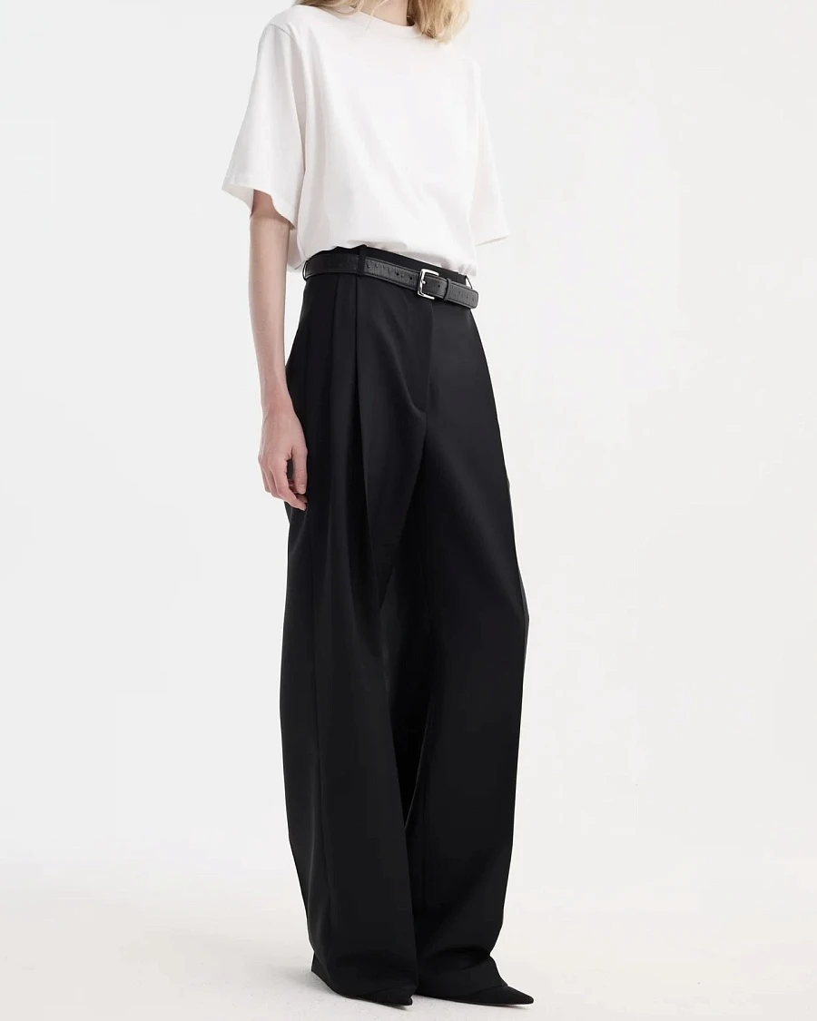 Mid-waist tailored trousers black