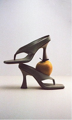 STUDIO AMELIA, где-то между Лондоном и Сиднеем