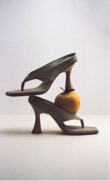 STUDIO AMELIA, где-то между Лондоном и Сиднеем