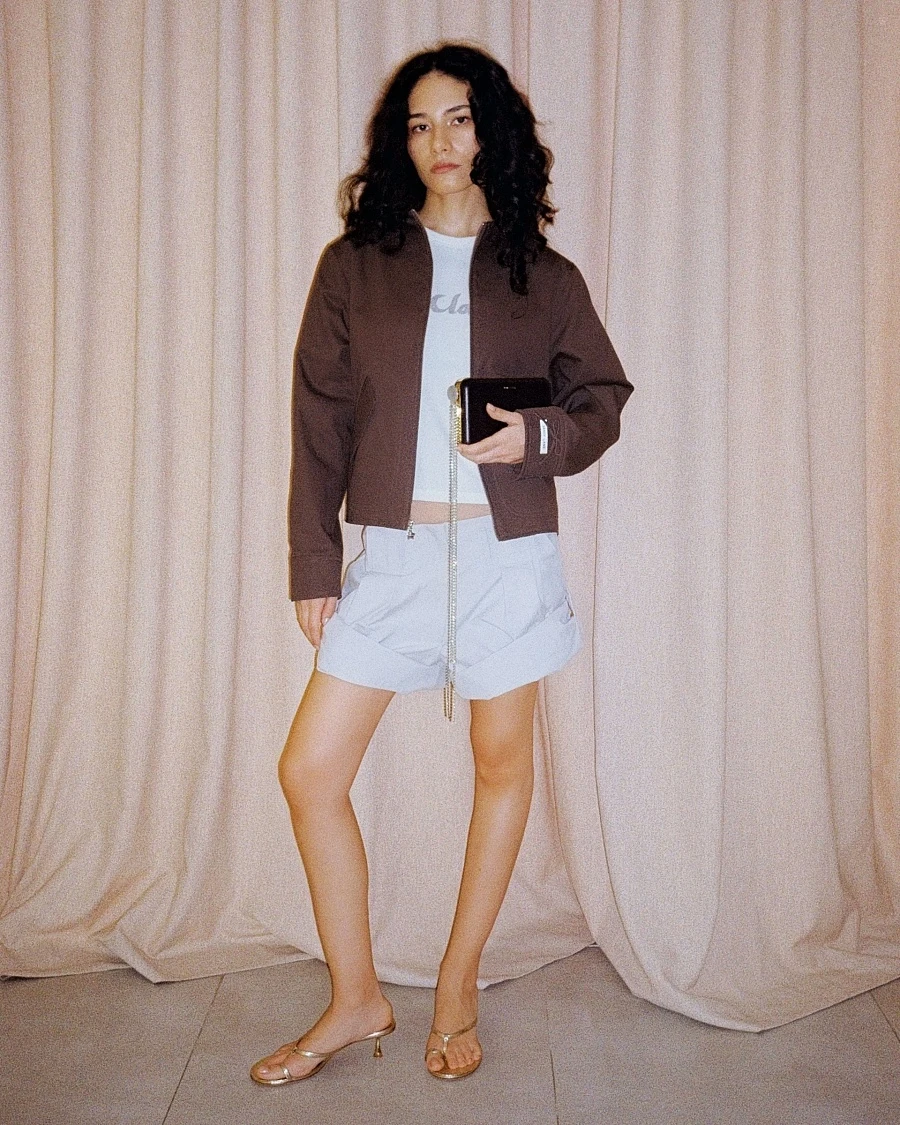 CURSIVE LOW CLASSIC T-SHIRT