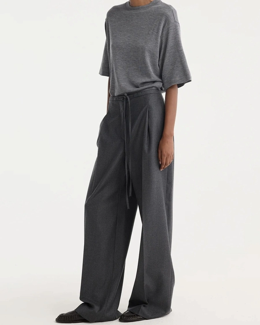 Relaxed soft wool trousers