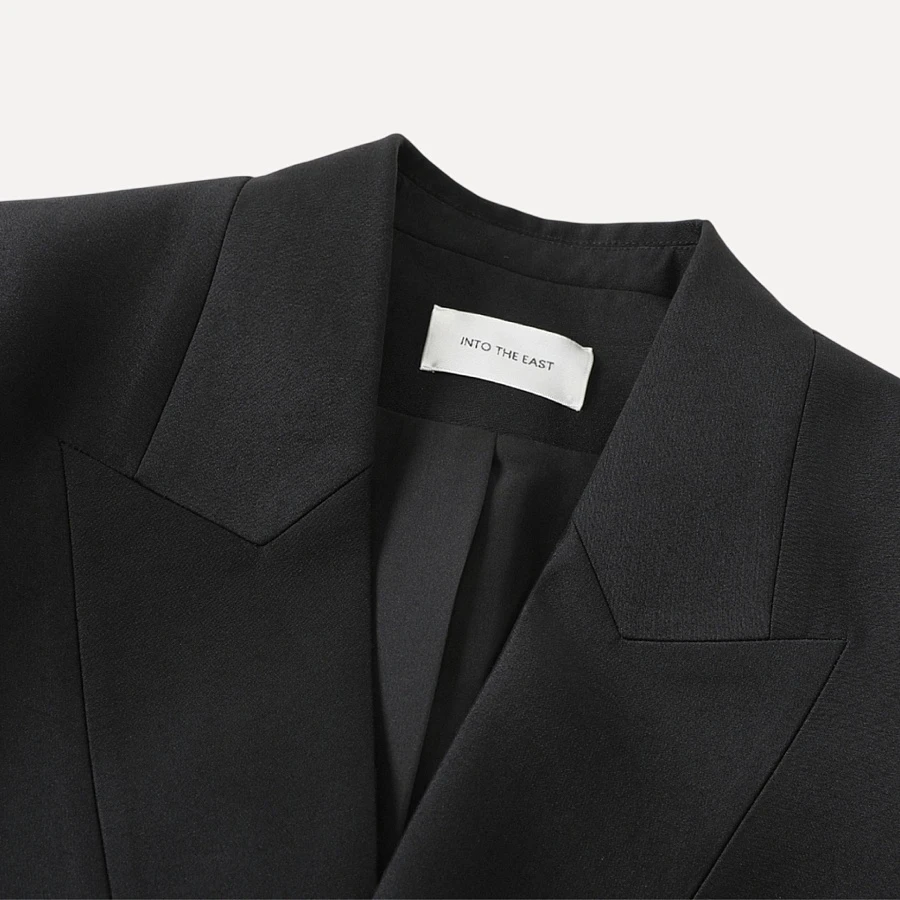 Black Fake Collar Silhouette Suit