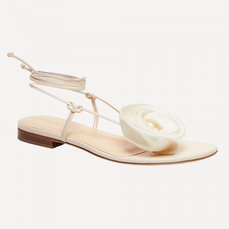 WRAP AROUND FLAT FLOWER SANDALS SATIN CREAM