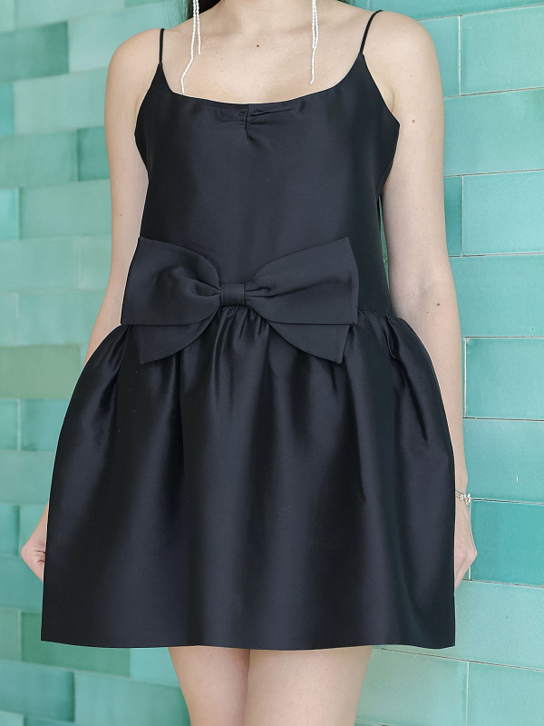 Bowtie halter dress