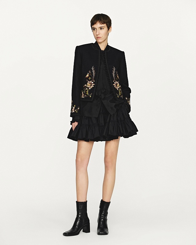 Black layered short skirt