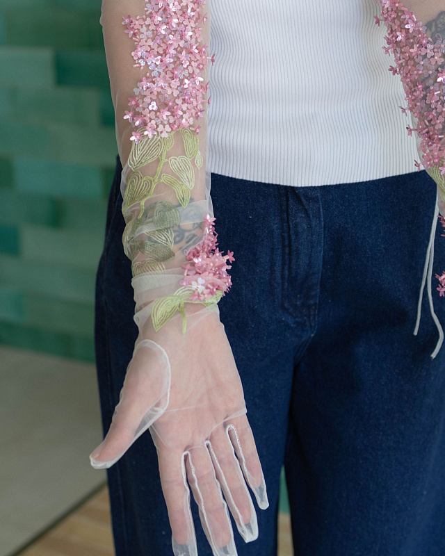 LILACS GLOVES