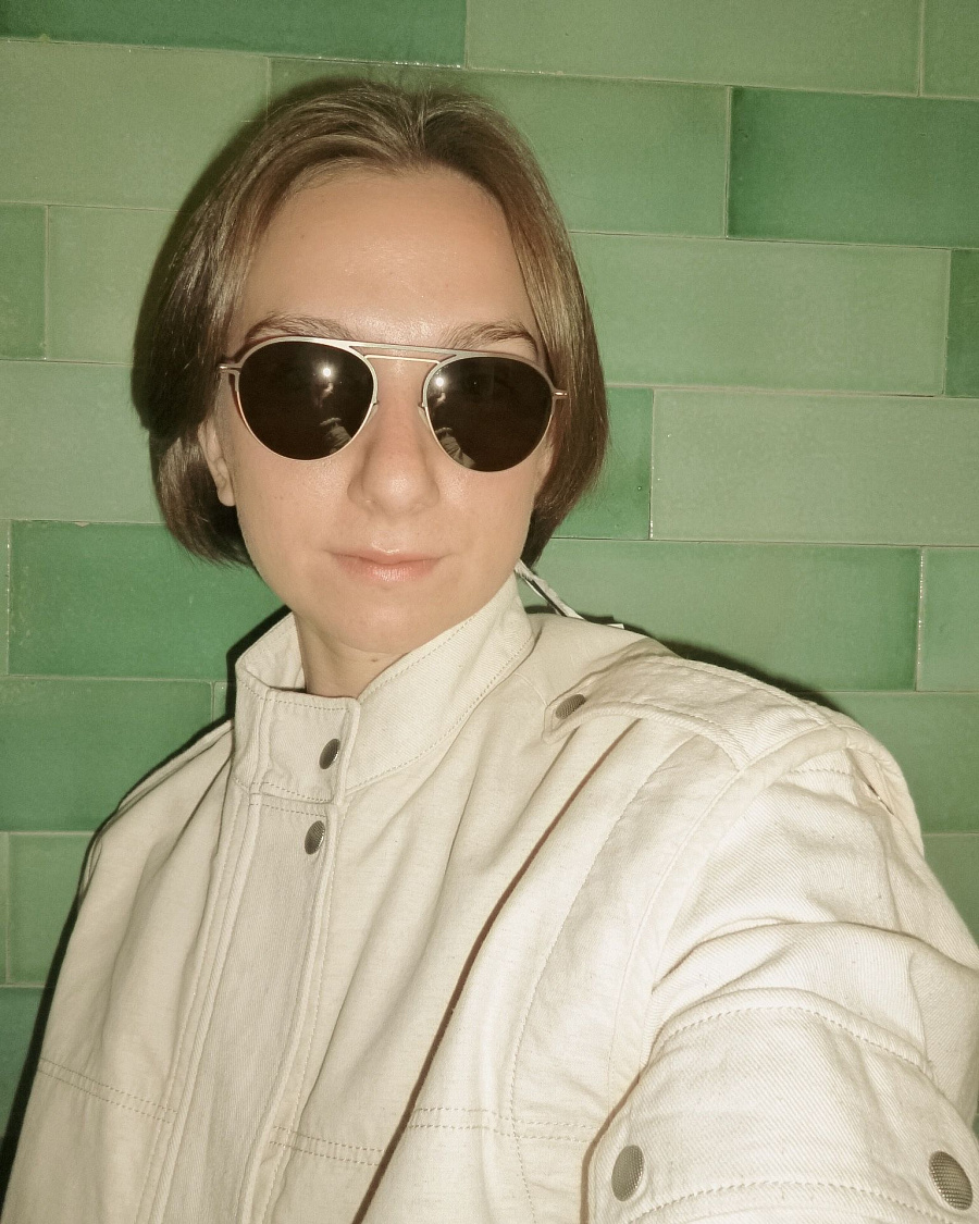 DECADES DUANE
