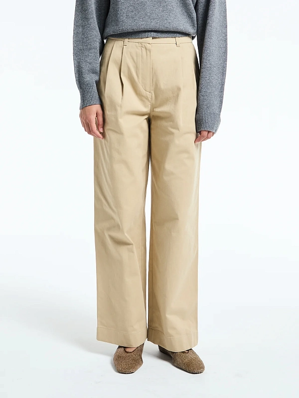 DOUBLE PLEATED CHINO SLACKS BEIGE