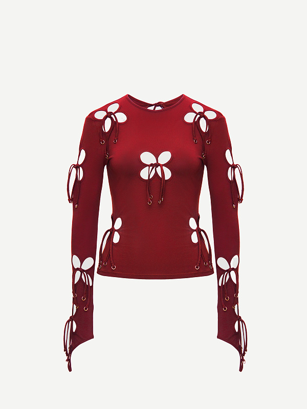 Longsleeve with metallc rings