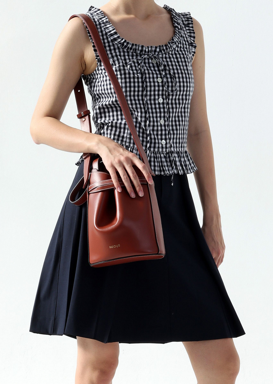 SIGMA SMALL LEATHER