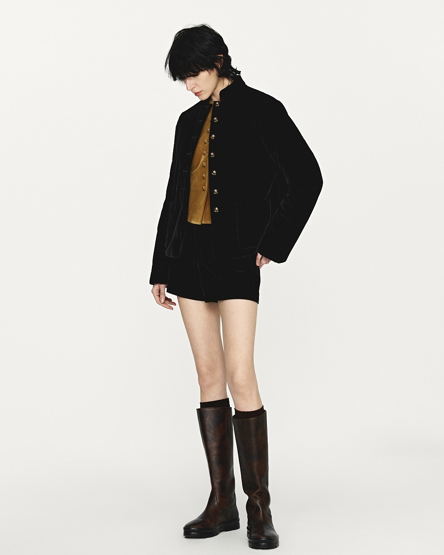 Black velvet embroidered flower button stand collar cotton jacket