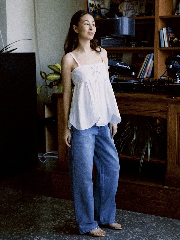 PETAL TOP WHITE